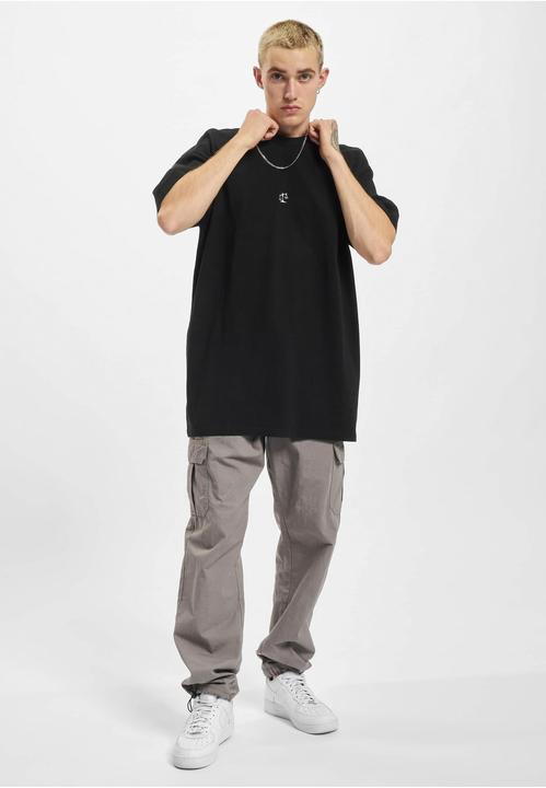 Actual product image Mister Tee Crucial Oversize Tee - 16616 (XXL)