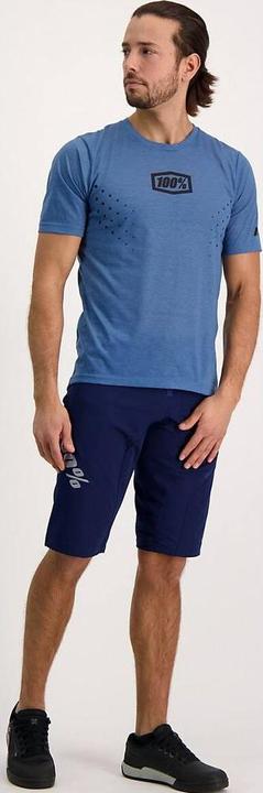 Actual product image 100% Airmatic men short (34)