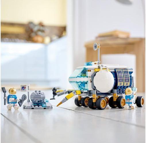 Actual product image LEGO Lunar rover (60348, LEGO City)