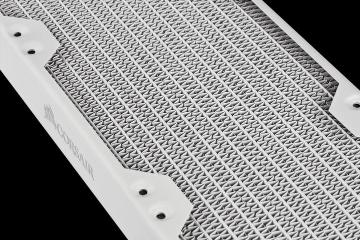 Actual product image Corsair Hydro X Series XR5 240 (120 mm)