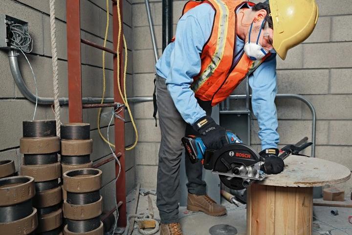 Image du produit Bosch Professional GKM 18V-50 (2xPC5.0Ah. L)
