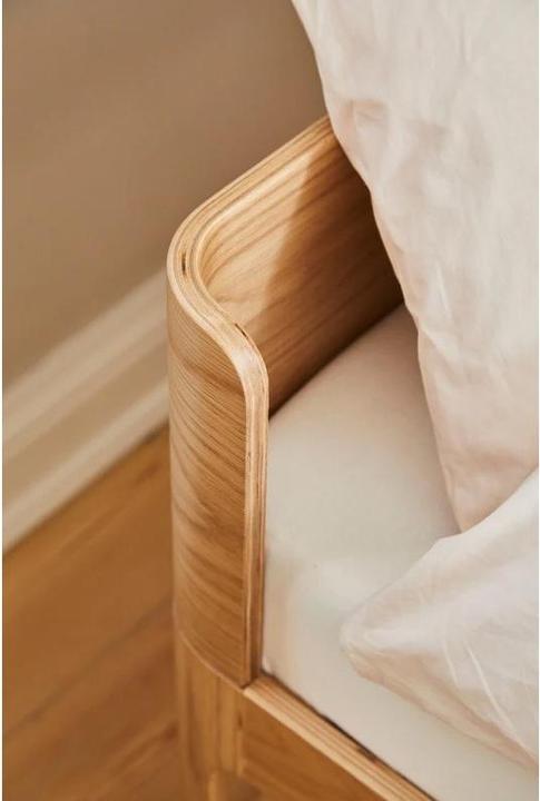 Actual product image Flexa Nova junior bed incl. mattress Oak (70 x 150 cm)