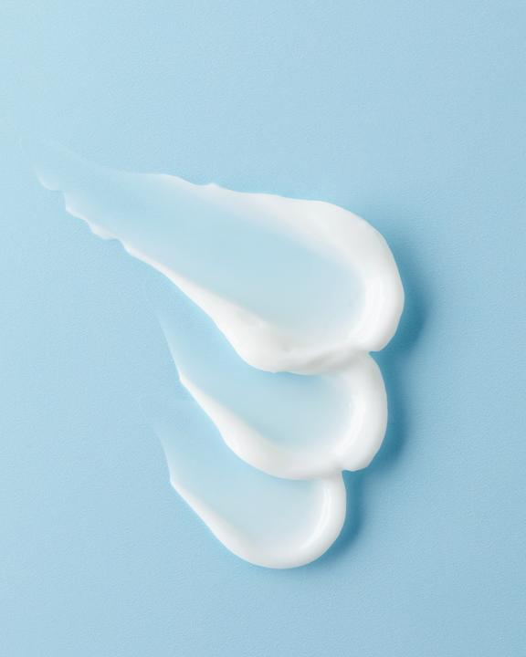 Actual product image NIVEA Smooth Hands & Nail Care (100 ml)