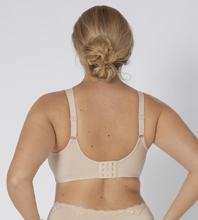 Actual product image Triumph Doreen + Cotton 01 N (95 F, Single pack)