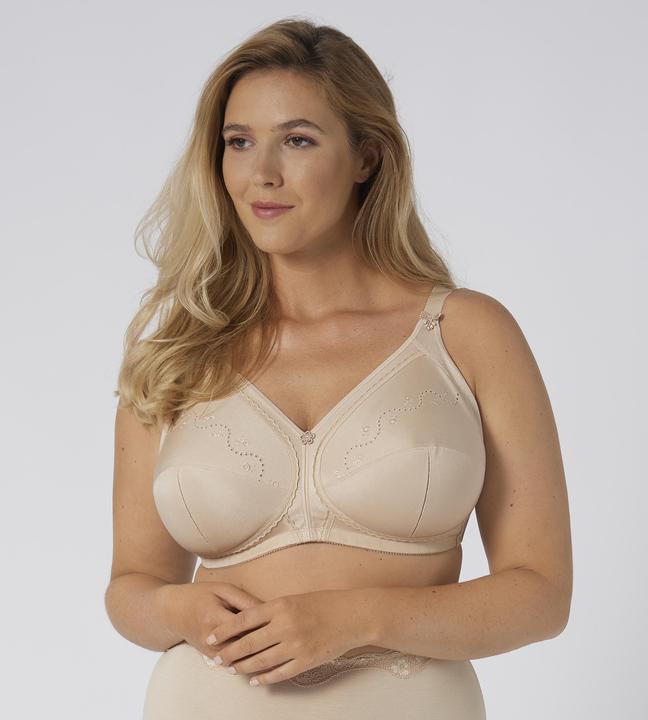 Actual product image Triumph Doreen + Cotton 01 N (90 E, Single pack)