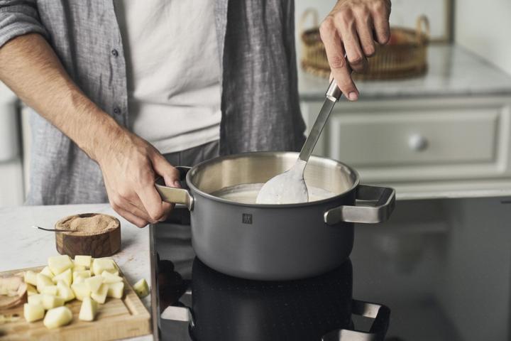 Image du produit Zwilling Set de 5 ustensiles de cuisine Pure Gris (Ensemble de casseroles et de poêles de cuisson, Acier inoxydable)