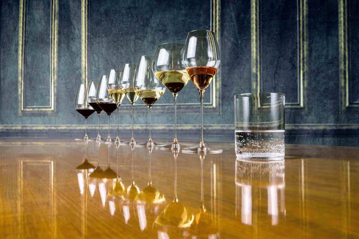 Produktbild Riedel Veloce Syrah / Shiraz Weingläser + Poliertuch (72 cl, 2 Gläser, Rotweingläser)