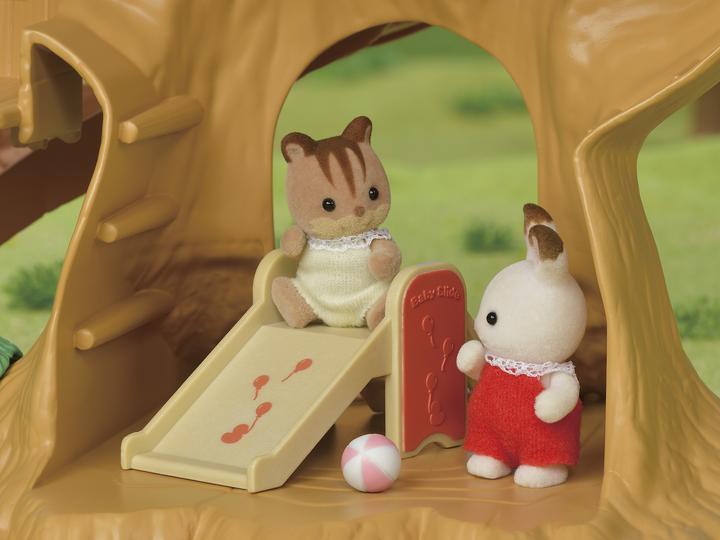 Actual product image Sylvanian Families Adventure tree house