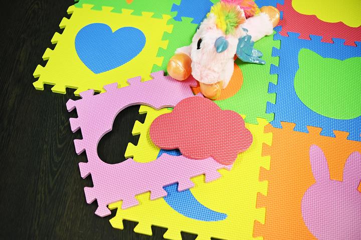 Produktbild Knorrtoys Puzzlematte - „Formen“ /9-tlg./30cm (30 x 31.5 x 30 cm)