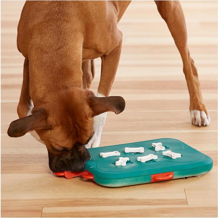 Produktbild Nina Ottosson Dog Casino (Intelligenzspielzeug Hund)