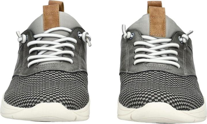 Actual product image Mustang Sneaker (46)