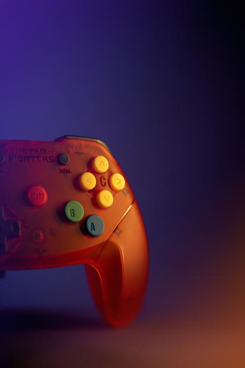 Actual product image Retro Fighters Brawler64 2.4G Orange - Controller - Nintendo 64 (DSi XL)