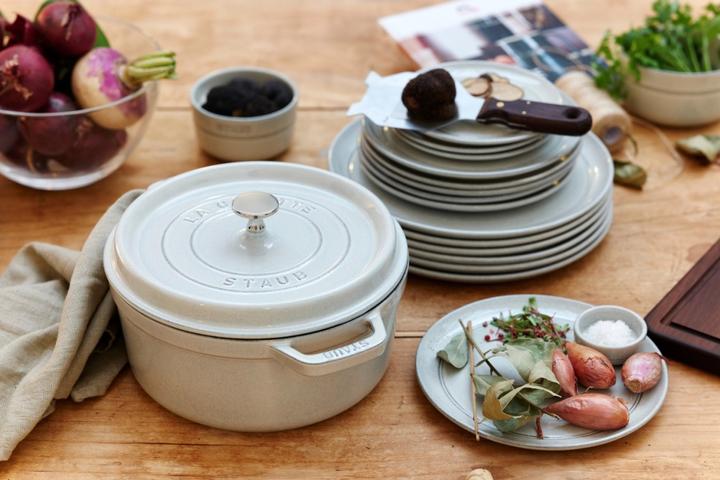 Immagine prodotto Staub Cocotte rotonda (28 cm, Pirofila + casseruola, Ghisa)