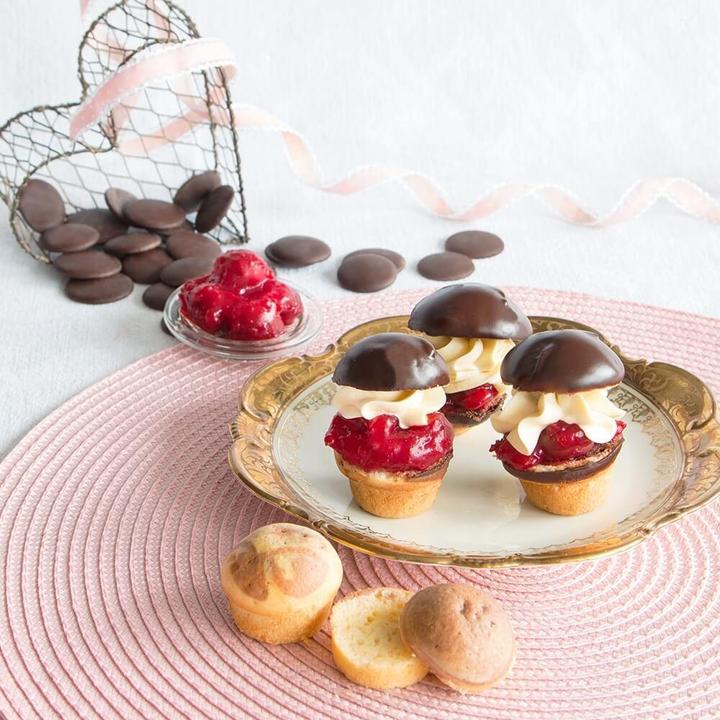Actual product image Städter CupCakes baking pan for 24 mini CupCakes (36 cm)
