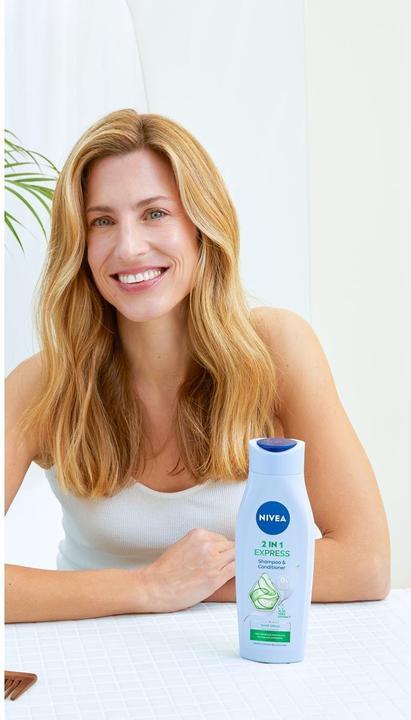 Produktbild NIVEA 2in1 Express pH-Balance (250 ml, Flüssiges Shampoo)