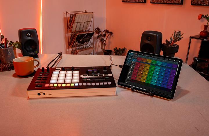 Produktbild Roland Verselab MV-1 (Groovebox)