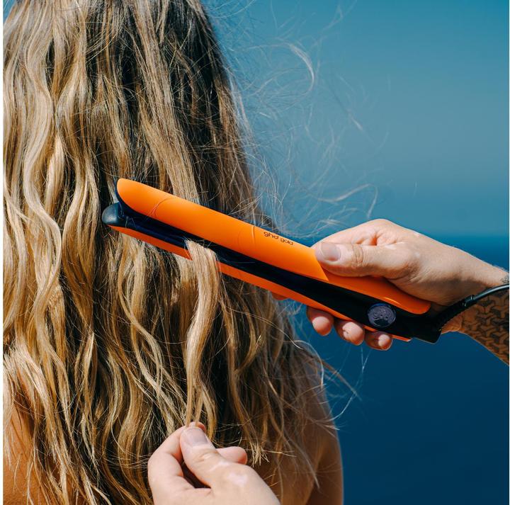Actual product image ghd gold® Styler Apricot Crush (Straightening iron)