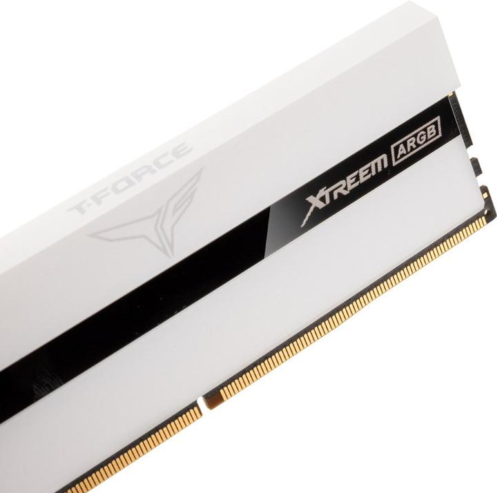 Productafbeelding Team Group T-Force Xtreem ARGB, DDR4-3200, CL16 - 32 GB Dual Kit (2 x 16GB, 3200 MHz, DDR4 RAM, DIMM 288 pin)