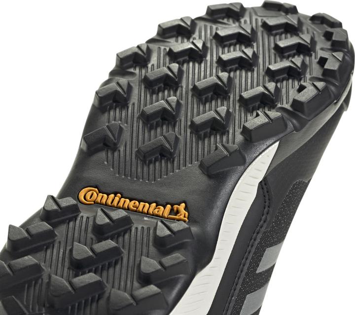 Actual product image adidas Kid's Terrex Winter Mid Boa Rain Ready (35)