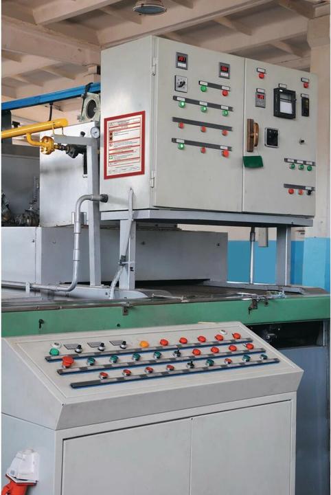 Actual product image Durable Duraframe, self-adhesive