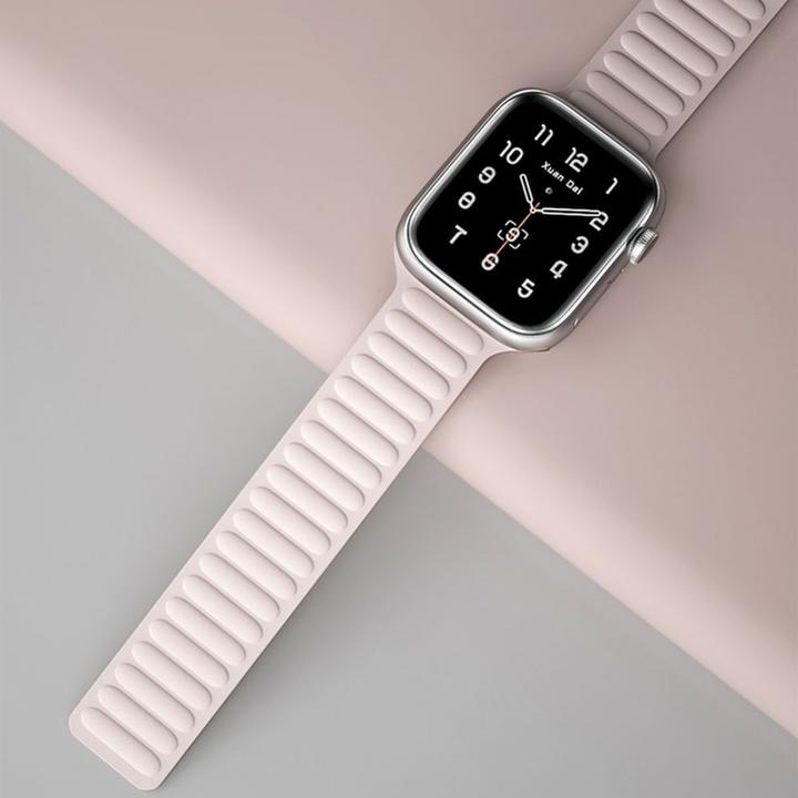Actual product image Hurtel Magnetic Strap Watch Strap 6/5/4/3/2 / SE (40mm / 38mm) Magnetic Band Bracelet Bracelet Black (Apple Watch)