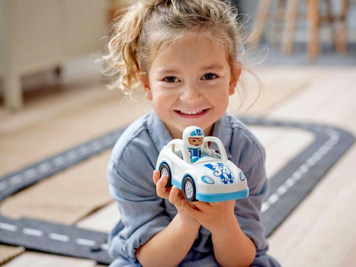 Produktbild LEGO Rennwagen (10947)