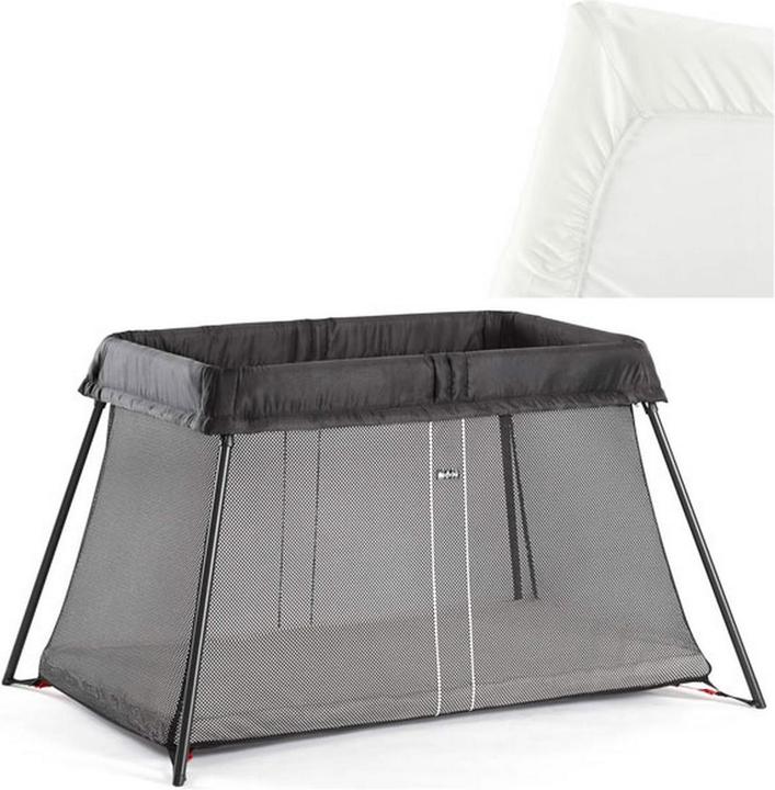 BabyBjörn Travel Crib Light with fitted sheet