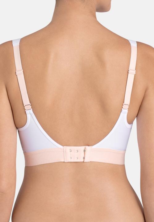 Actual product image Triumph Sports Bra "Triaction Extreme Lite (75 E)