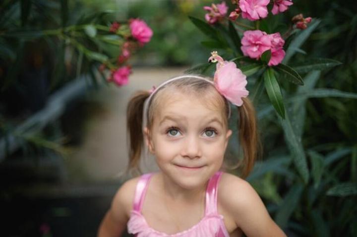 Immagine prodotto Creative Education Abito fenicottero, 5-6 anni abito lungo 76-86 cm, tulle rosa, cerchietto (116)