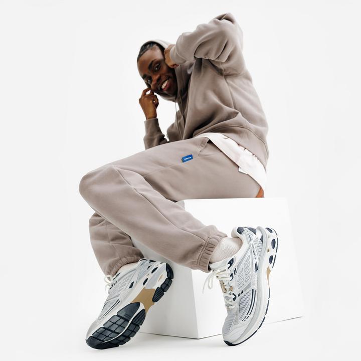 Image du produit Decathlon Baskets Homme, RR2K beige, gris et bleu (43)