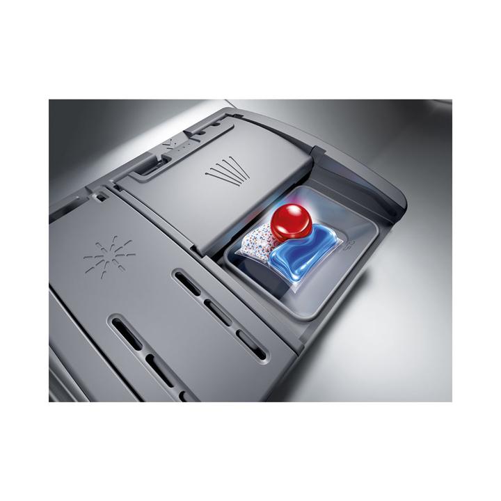 Actual product image Bosch Hausgeräte Series 8 SMD8TCX04E