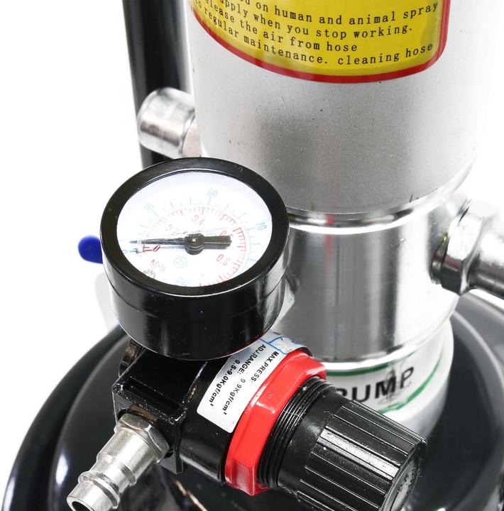 Actual product image Wiltec Professional Grease Gun with 12 Liter Tank and Compressed Air Drive