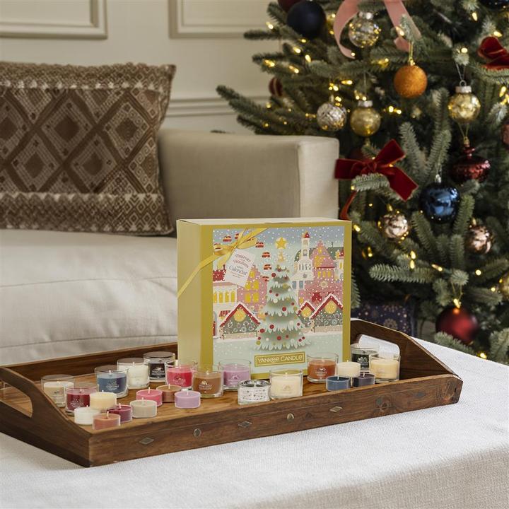 Actual product image Yankee Candle Passport for the holidays