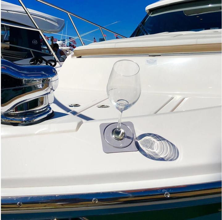 Actual product image Silwy Outdoor Champagne Glass Crystal Glasses Set of 2 (20 cl, 2 Glasses, Champagne glasses)