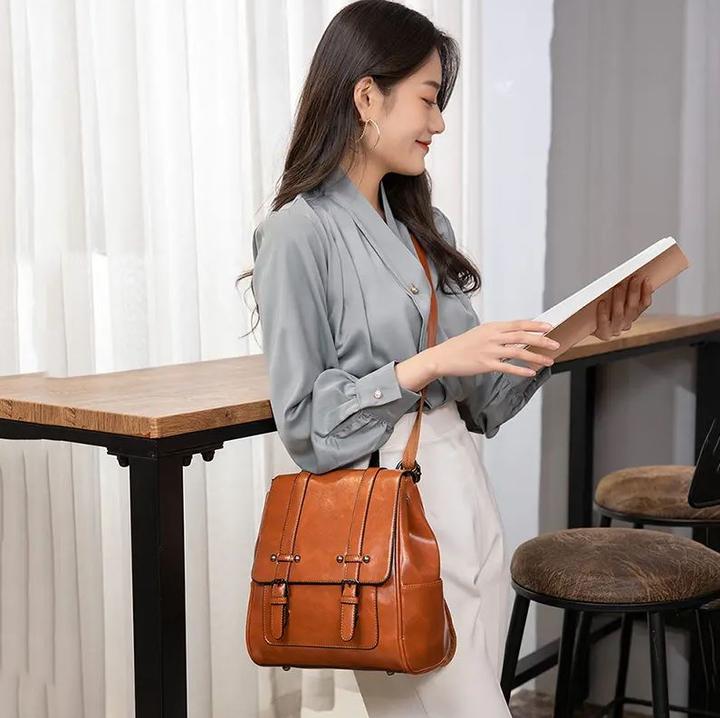 Immagine prodotto PhoneLook Sac à main / sac à dos fashion retro cuir vintage pour tablette, livre, caméra Noir (Zaino per fotocamera)