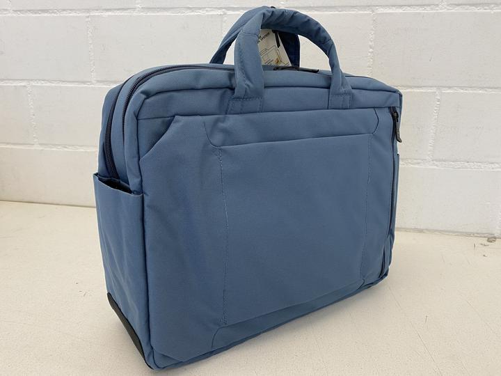 Actual product image Tucano Piuma Double 16" (17", Apple)