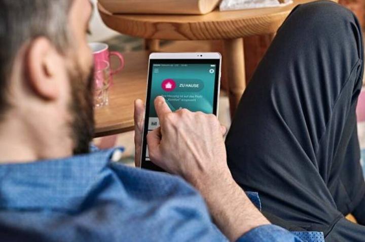 Produktbild Telekom SmartHome Base 2.0 Steuereinheit