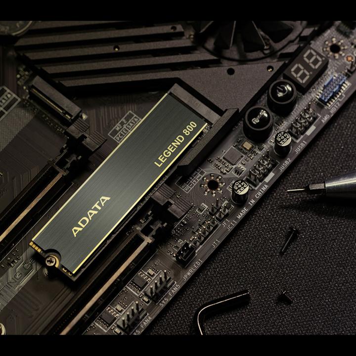 Produktbild Adata Legend 800 (2000 GB, M.2 2280)