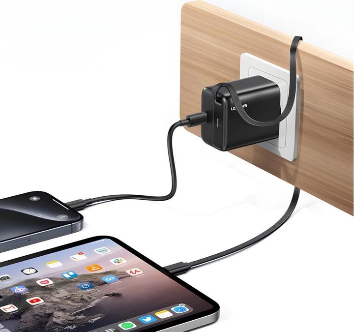 Actual product image Usams Ład. siec. 1xUSB-C ze zwijanym kablem USB-C Retractable PD+QC 30W Gan Fast Charging czarny/bla (30 W)