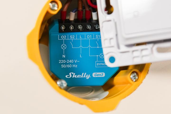 Actual product image Shelly 2L Gen3 (Switch actuator)