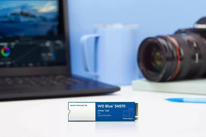 Immagine prodotto SanDisk BLU SN570 NVME SSD 1TB (1000 GB, M.2 2280)