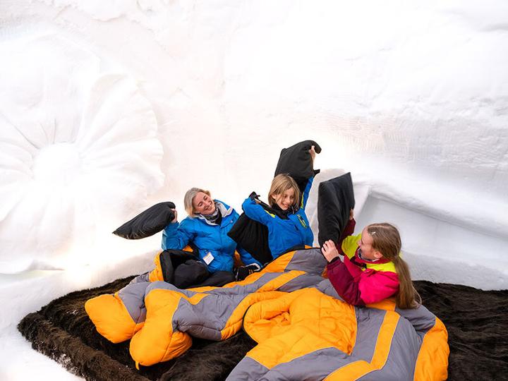 Produktbild Smartbox Einzigartiger Familien-Kurzurlaub im Iglu in Davos (4 Pers.)