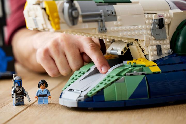 Produktbild LEGO 75409 Jango Fetts Sternenschiff der Firespray-Klasse (75409, LEGO Star Wars)