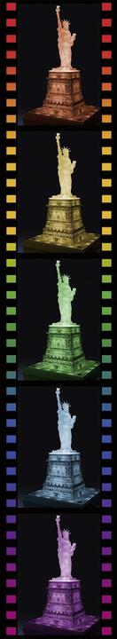 Actual product image Ravensburger Statue of Liberty at night (108 pieces)