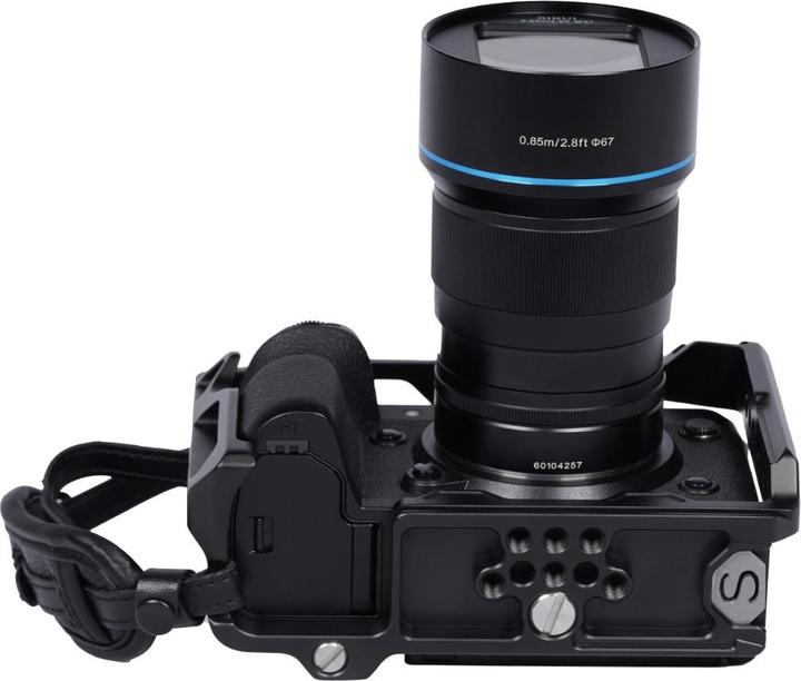 Immagine prodotto Sirui Gabbia per fotocamera SCH-X-H2/H2S con impugnatura per Fujifilm X-H2/X-H2S (Accessori per gabbie)