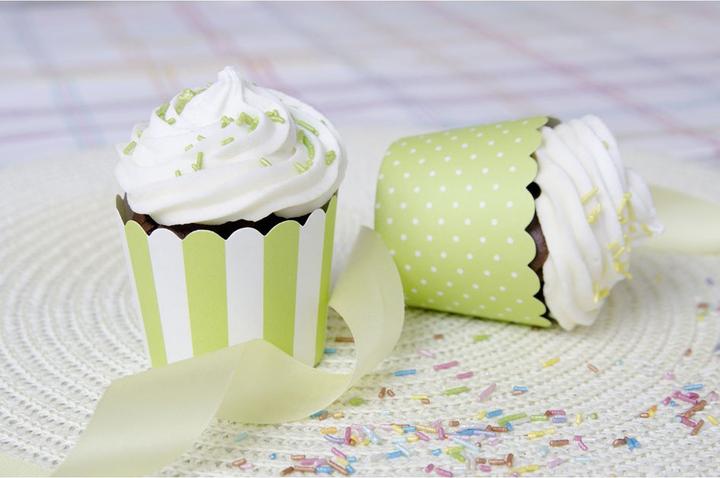 Actual product image Städter Mini Cupcake Moulds Light Green & White (6 cm)