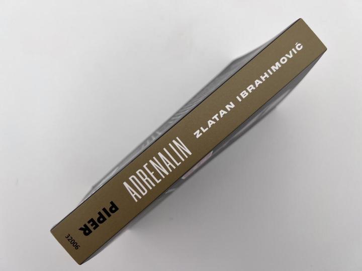 Actual product image Adrenalin (German, Katharina Schmidt, Zlatan Ibrahimović, Luigi Garlando, Zlatan Ibrahimovic, 2023)
