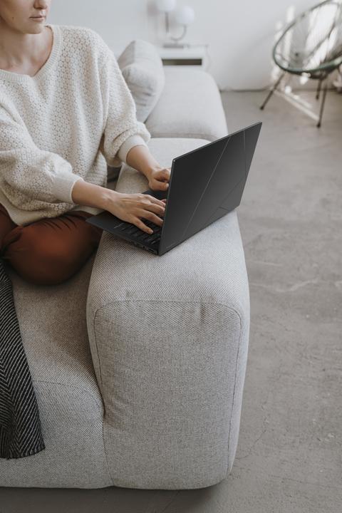 Productafbeelding ASUS Zenbook 14 (14", AMD Ryzen AI 7 350, 32 GB, 1000 GB, NL)