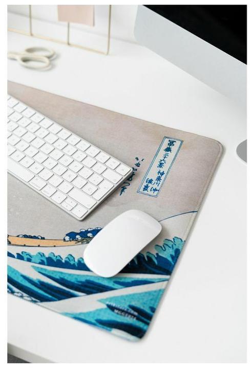 Actual product image Grupo Erik HOKUSAI - La Grande Vague - Tapis de Bureau XL (XL)