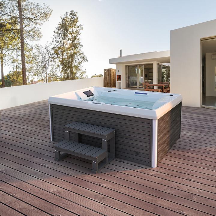 Actual product image Home Deluxe HOME-STAR outdoor whirlpool, 24 massage jets LED, steps and thermal cover, 3 persons (3 pers.)